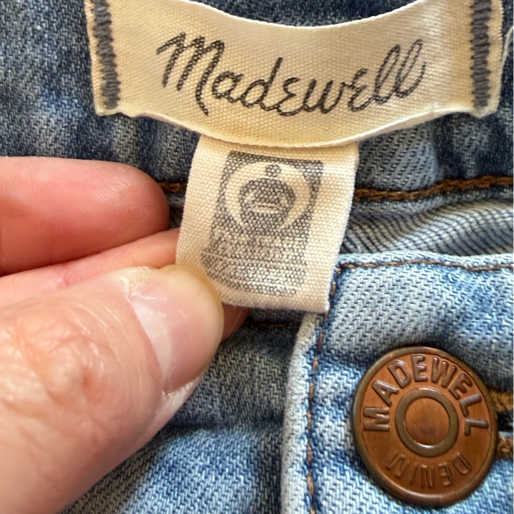 Madewell High Rise Denim Shorts Cut Off Beasley Wash Blue Size 29 - Picture 5 of 10
